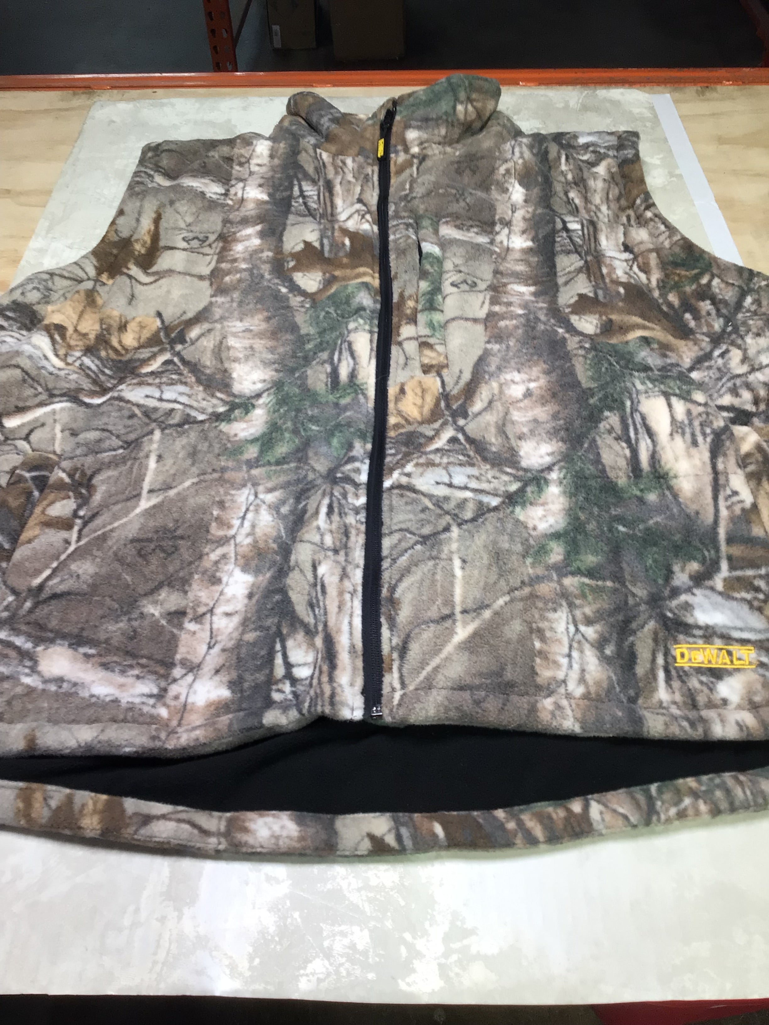 Dewalt 20V Heated Camo Vest (7680149520622)